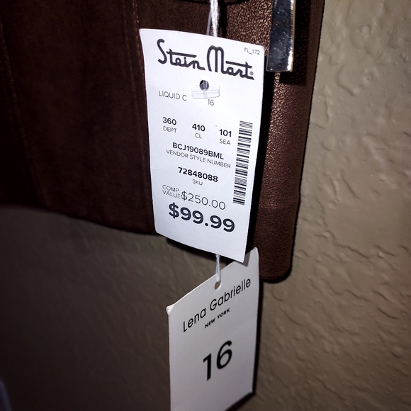 Lena Gabrielle New York Jacket - Picture 8 of 8